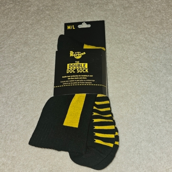 NWT Men's Dr. Martens The Double Doc Black and Yellow Casual Socks - Picture 2 of 6